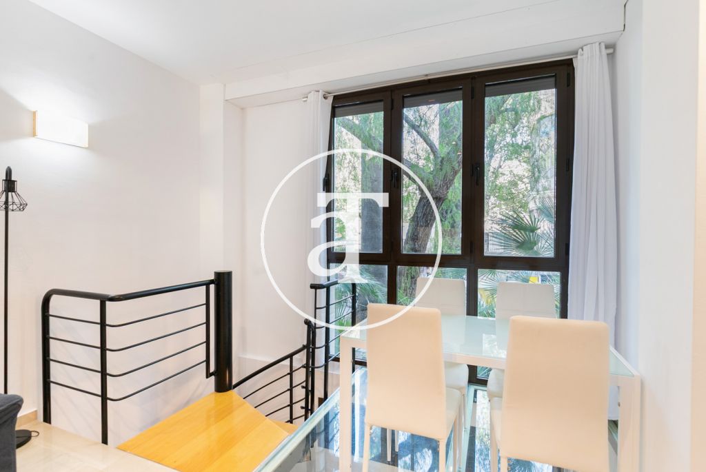Dúplex de alquiler temporal de 2 habitaciones y 1 baño en Les Corts 3