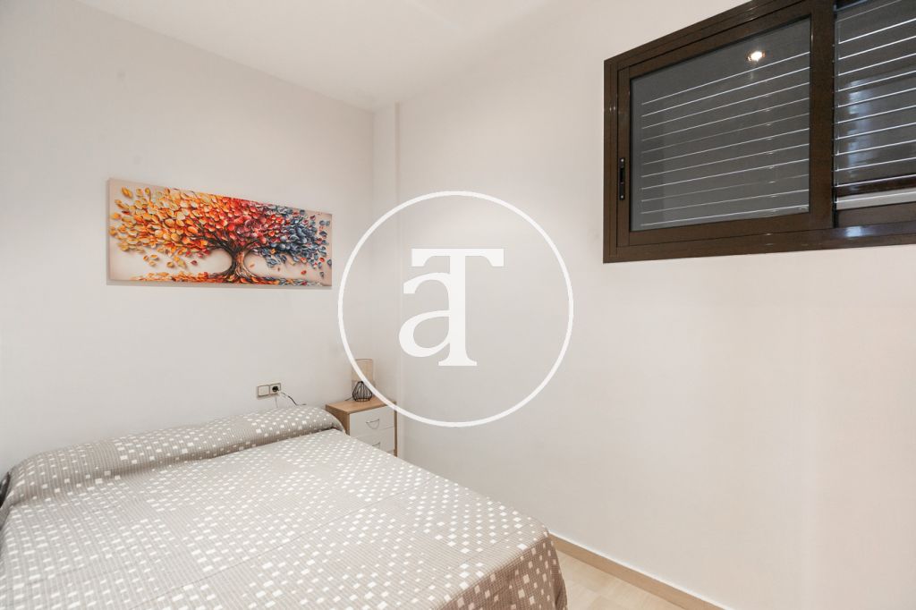 Dúplex de alquiler temporal de 2 habitaciones y 1 baño en Les Corts 19