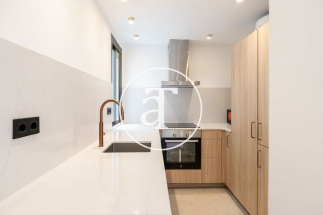 Monthly rental apartment with 2 bedrooms and 1 bathroom in La Barceloneta 9