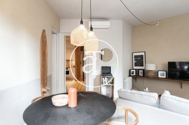 Appartement de location temporaire avec 2 suites, 2 salles de bain et balcon dans l’Eixample 7