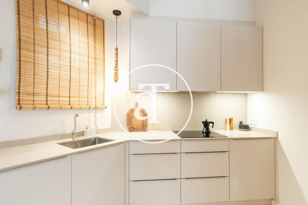 Appartement de location mensuelle avec 2 chambres, 2 salles de bain et balcon dans l’Eixample 12