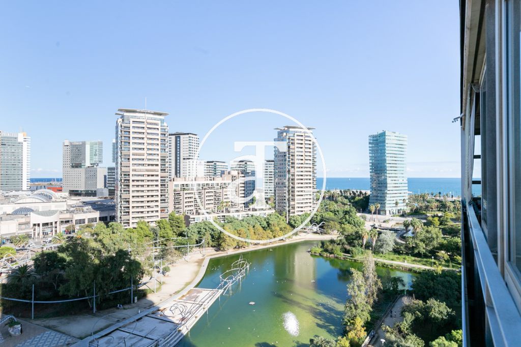 Appartement en location mensuelle avec 3 chambres, 2 salles de bain, terrasse et parking à Diagonal Mar 3