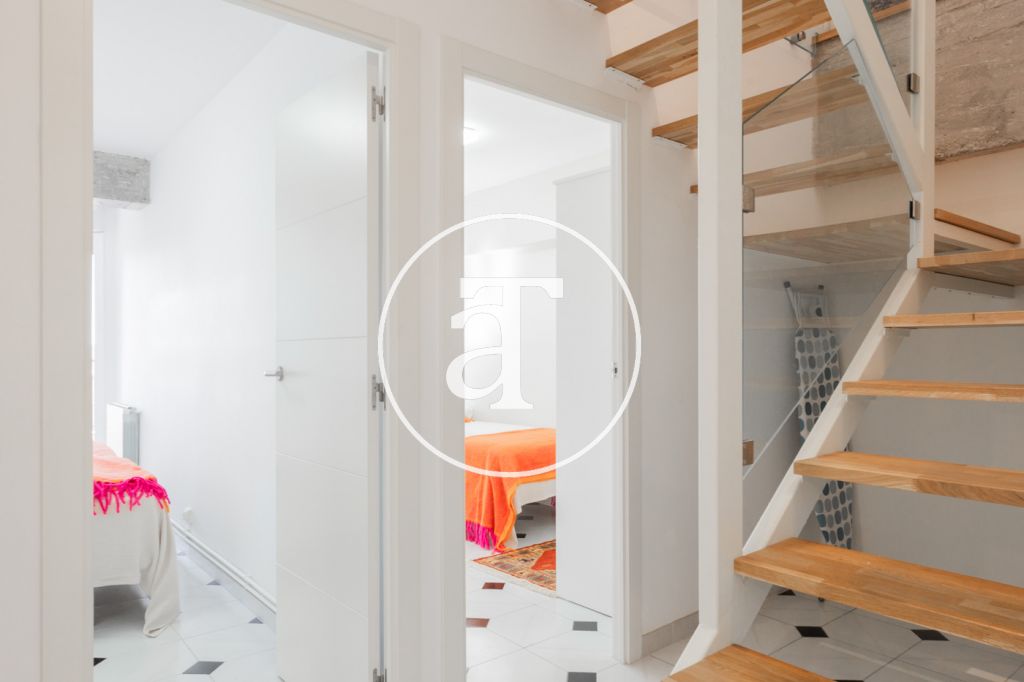 Duplex en location mensuelle avec 3 chambres, 2 salles de bain et 2 balcons avec vue à Sant Martí 22