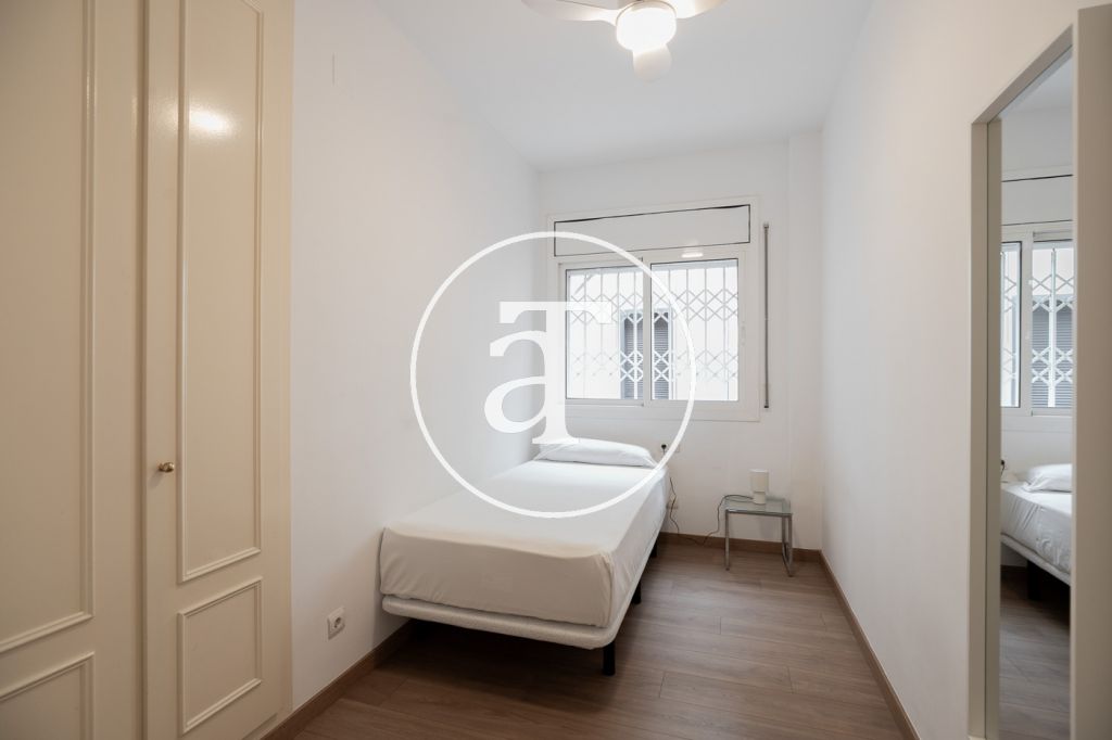 Appartement de location mensuelle de 3 chambres et 2 salles de bain à Sants-Montjuïc 25