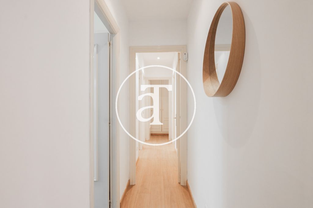 Appartement de location mensuelle de 3 chambres et 2 salles de bain à Sants-Montjuïc 14