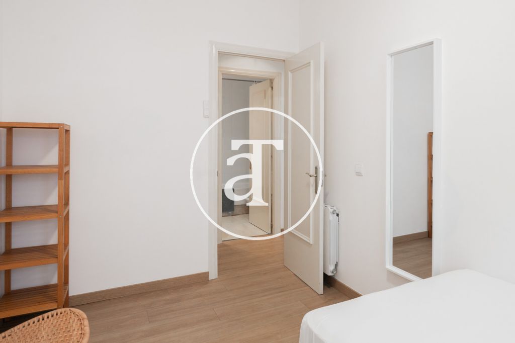 Appartement de location mensuelle de 3 chambres et 2 salles de bain à Sants-Montjuïc 19