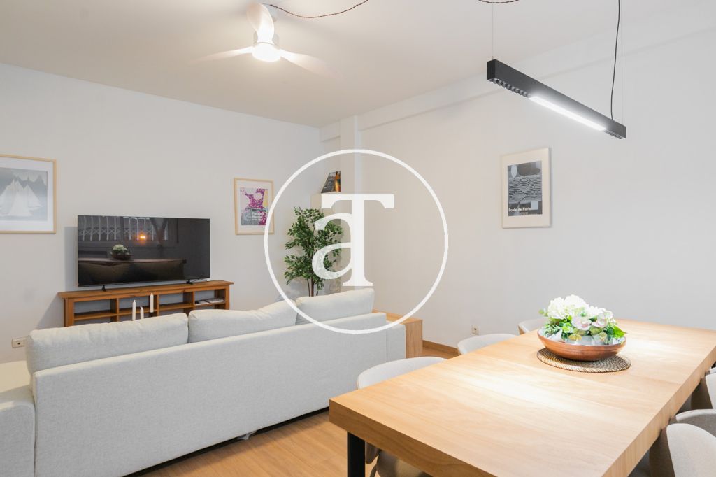 Appartement de location mensuelle de 3 chambres et 2 salles de bain à Sants-Montjuïc 10