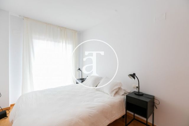 Monthly rental apartment with 2 bedrooms and 1 bathroom with terrace and communal pool in Poblenou 18