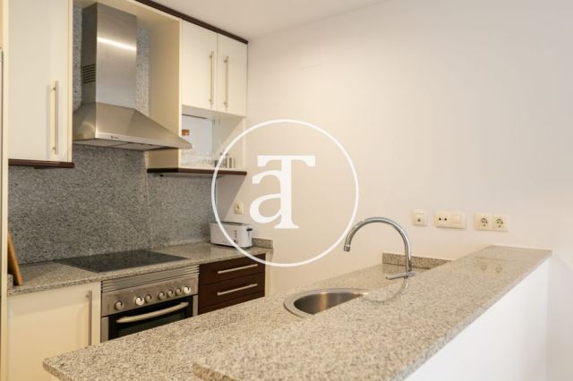 Monthly rental apartment with 2 bedrooms and 1 bathroom with terrace and communal pool in Poblenou 14