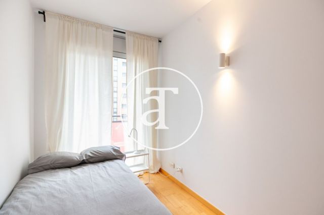 Monthly rental apartment with 2 bedrooms and 1 bathroom with terrace and communal pool in Poblenou 24