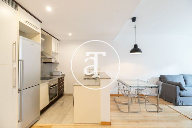 Monthly rental apartment with 2 bedrooms and 1 bathroom with terrace and communal pool in Poblenou 13