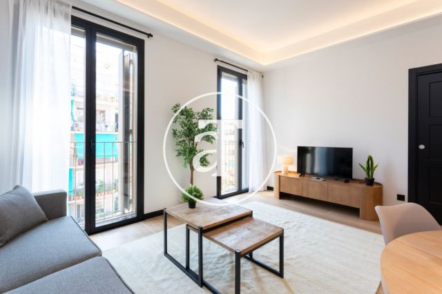 Piso de alquiler temporal de 3 habitaciones y 2 baños en el Eixample 3
