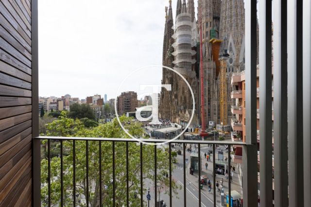 Piso de alquiler temporal de 1 habitación y 1 baño con balcón con impresionantes vistas a la Sagrada Familia 19