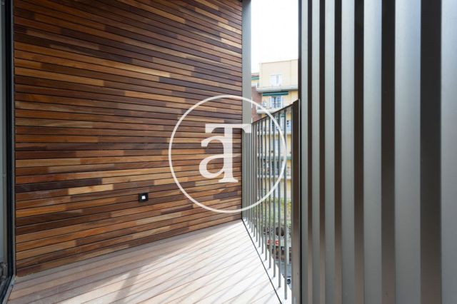 Piso de alquiler temporal de 1 habitación y 1 baño con balcón con impresionantes vistas a la Sagrada Familia 18