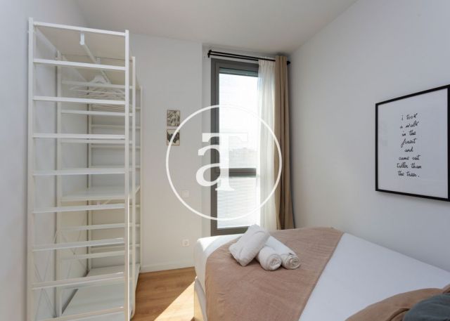 Piso de alquiler temporal de 2 habitaciones y piscina compartida a un paso de Av. Diagonal 17