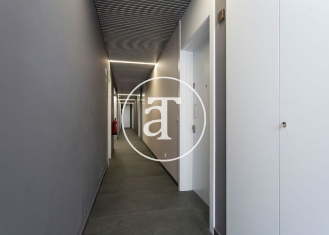 Piso de alquiler temporal de 2 habitaciones y piscina compartida a un paso de Av. Diagonal 21