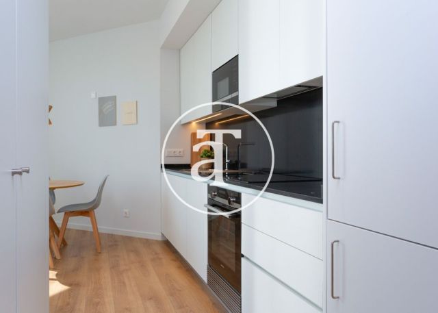 Piso de alquiler temporal de 2 habitaciones y piscina compartida a un paso de Av. Diagonal 8