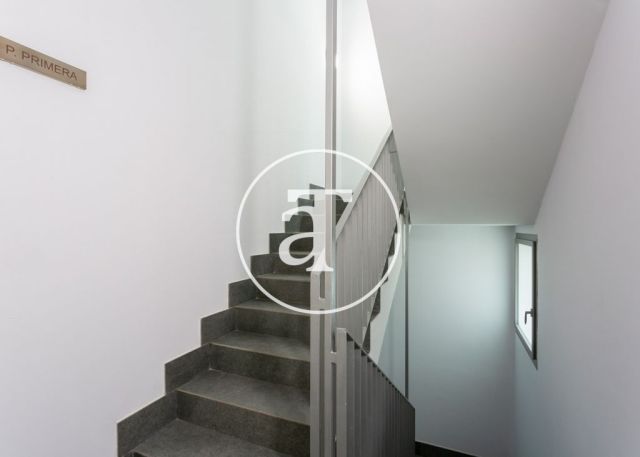 Piso de alquiler temporal de 2 habitaciones y piscina compartida a un paso de Av. Diagonal 25