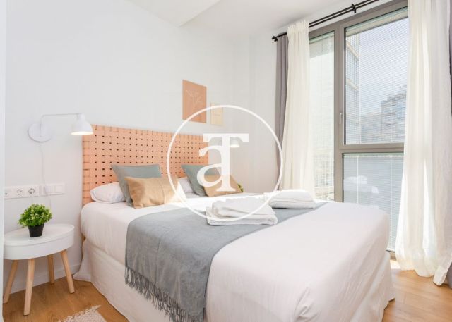 Monthly rental apartment with 2 bedrooms and shared pool close to Diagonal Av. 15
