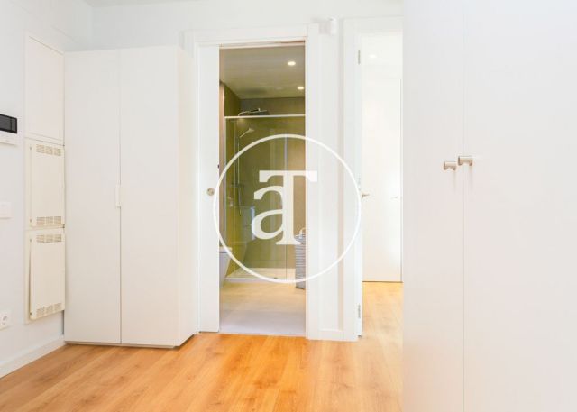 Monthly rental apartment with 2 bedrooms and shared pool close to Diagonal Av. 18