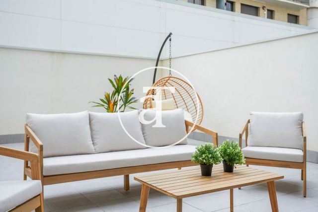 Monthly rental duplex with 3 bedrooms and interior courtyard in Hospitalet de Llobregat 9