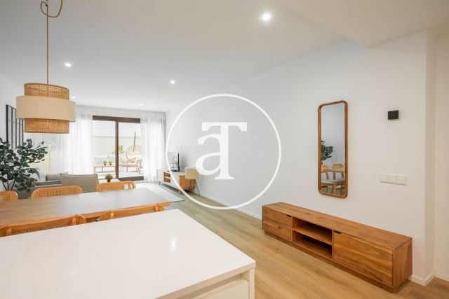 Monthly rental duplex with 3 bedrooms and interior courtyard in Hospitalet de Llobregat 12