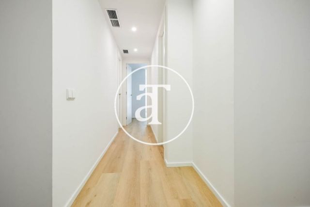 Monthly rental duplex with 3 bedrooms and interior courtyard in Hospitalet de Llobregat 27