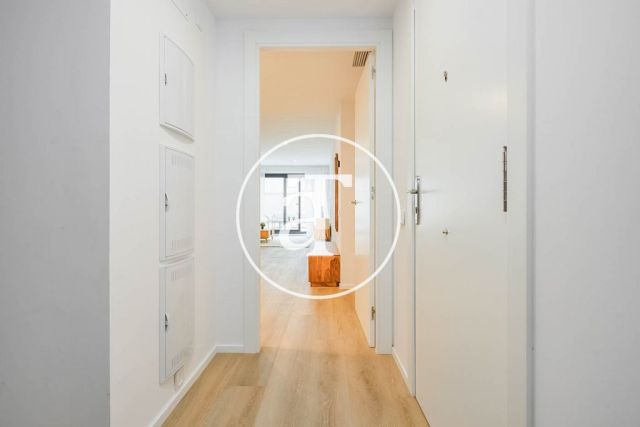 Monthly rental duplex with 3 bedrooms and interior courtyard in Hospitalet de Llobregat 15
