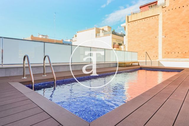 Monthly rental duplex with 3 bedrooms and interior courtyard in Hospitalet de Llobregat 46