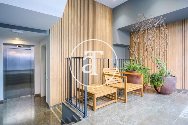 Monthly rental duplex with 3 bedrooms and interior courtyard in Hospitalet de Llobregat 40