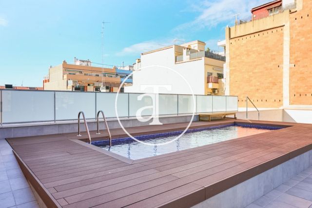 Monthly rental duplex with 3 bedrooms and interior courtyard in Hospitalet de Llobregat 45