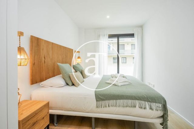 Monthly rental duplex with 3 bedrooms and interior courtyard in Hospitalet de Llobregat 30