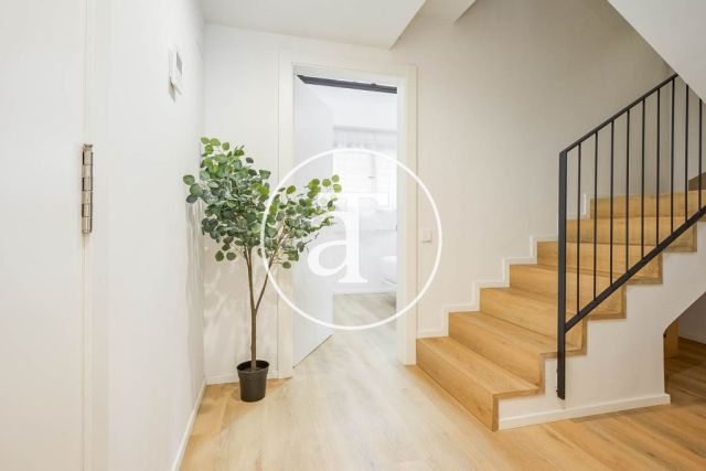 Monthly rental duplex with 3 bedrooms and interior courtyard in Hospitalet de Llobregat 23