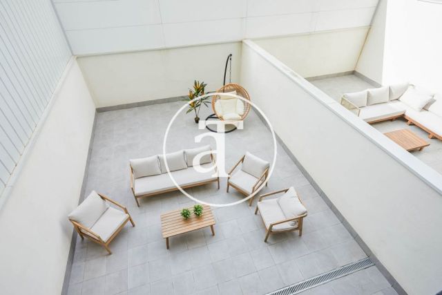 Monthly rental duplex with 3 bedrooms and interior courtyard in Hospitalet de Llobregat 39