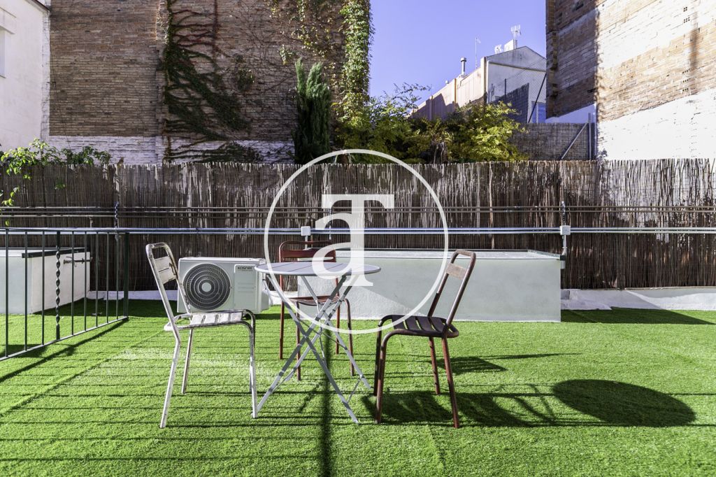Maison de location temporaire avec 1 chambre et terrasse près du Parc Güell
