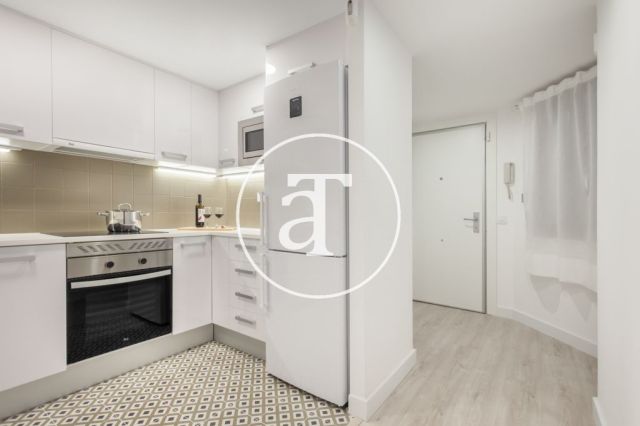 Monthly rental apartment in central area of Barcelona 11