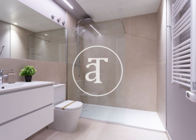 Piso de alquiler temporal de 2 habitaciones y piscina compartida a un paso de Av. Diagonal 32