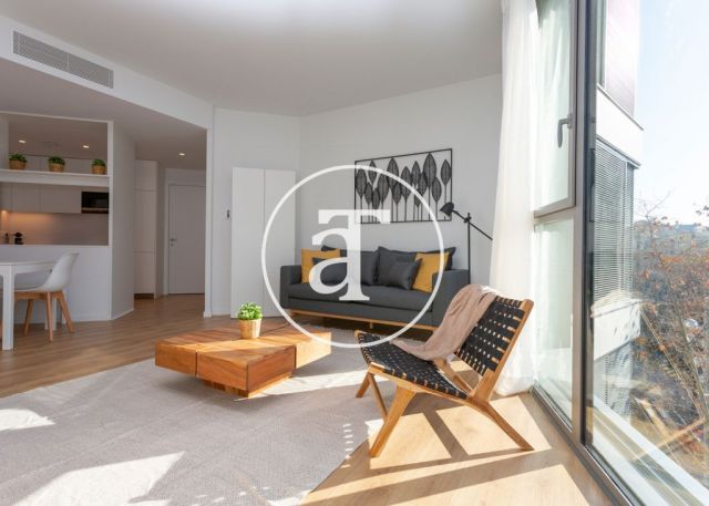 Piso de alquiler temporal de 3 habitaciones y piscina compartida a un paso de Av. Diagonal 3
