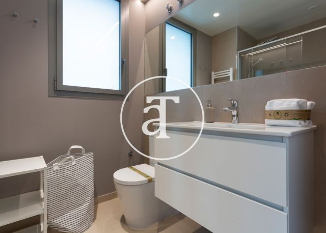 Piso de alquiler temporal de 3 habitaciones y piscina compartida a un paso de Av. Diagonal 31