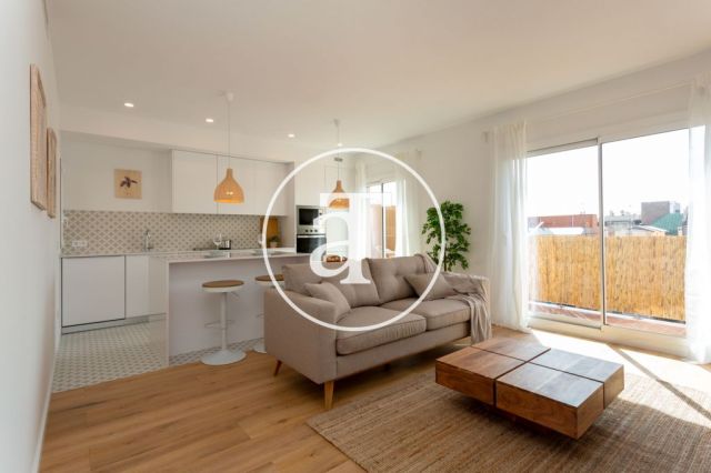 Monthly rental apartment with 2 bedrooms and terrace close to Verdaguer station 2