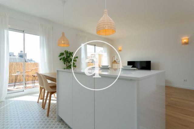 Monthly rental apartment with 2 bedrooms and terrace close to Verdaguer station 4