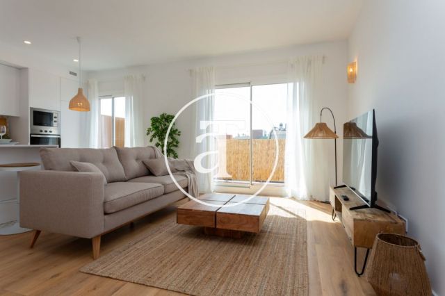 Monthly rental apartment with 2 bedrooms and terrace close to Verdaguer station 3