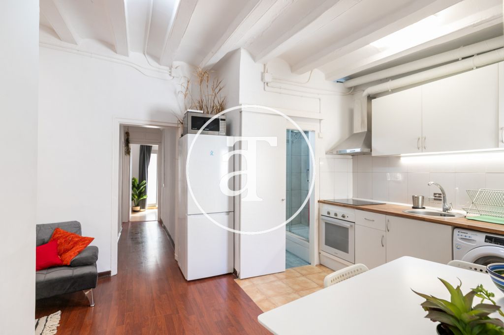 Appartement de 2 chambres à louer temporairement à Carrer de Ferlandina