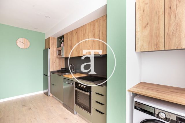 Modern furnished apartment in Villarroel street, close to EADA Business School 13