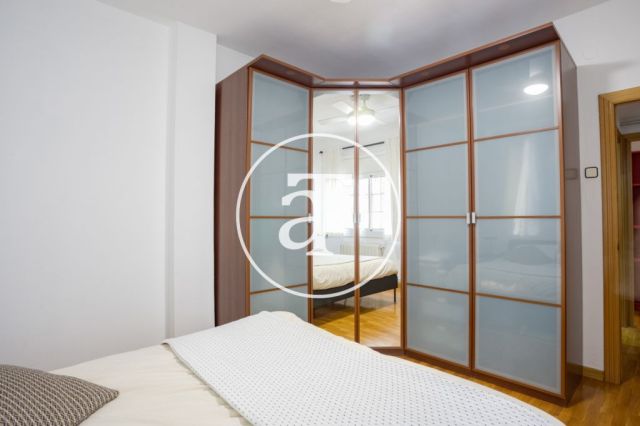 Monthly rental apartment with 3 bedrooms, study and 2 bathrooms in the Sagrada Familia neighborhood 21