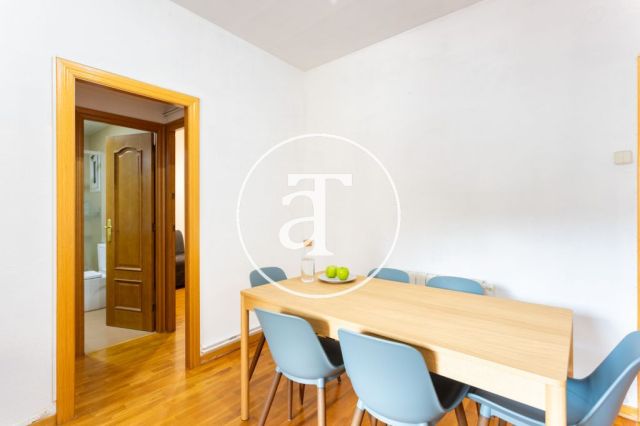 Monthly rental apartment with 3 bedrooms, study and 2 bathrooms in the Sagrada Familia neighborhood 9