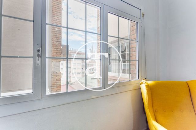 Monthly rental apartment with 3 bedrooms, study and 2 bathrooms in the Sagrada Familia neighborhood 3
