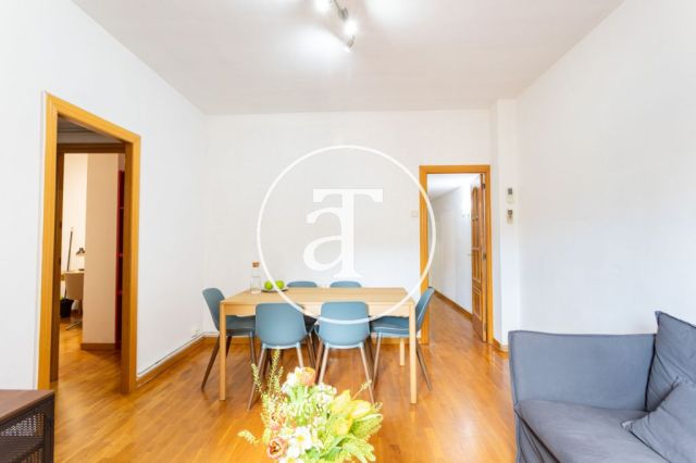Monthly rental apartment with 3 bedrooms, study and 2 bathrooms in the Sagrada Familia neighborhood 6
