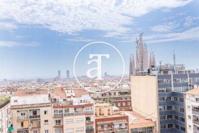 Monthly rental apartment with 3 bedrooms, study and 2 bathrooms in the Sagrada Familia neighborhood 46