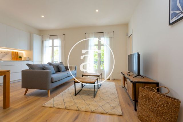 Piso de alquiler temporal de  2 habitaciones en Eixample Dreta 1